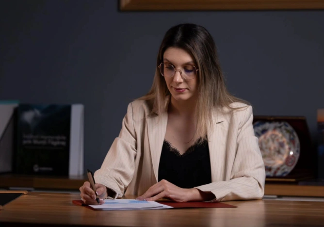 main event image